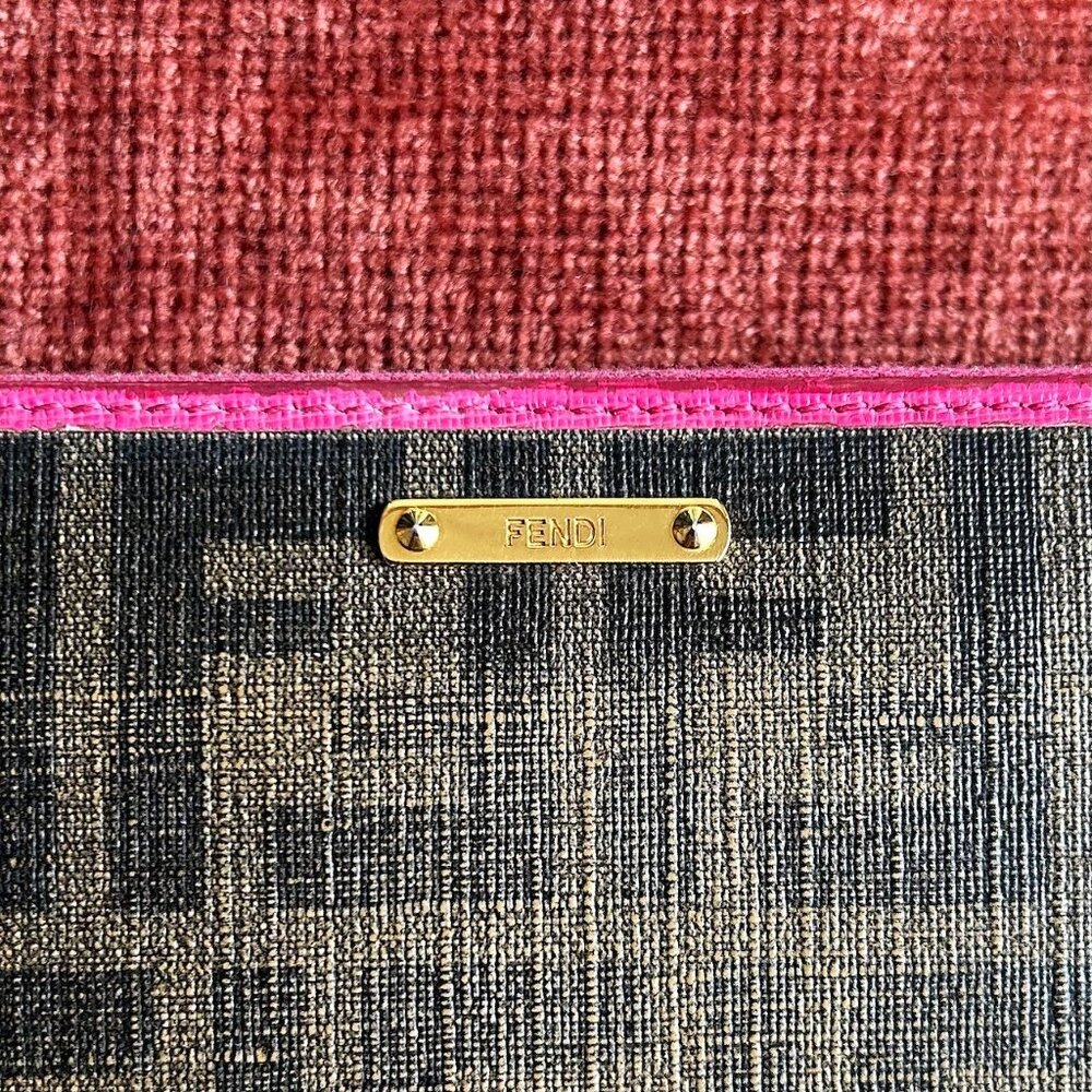 FENDI Zip Around Zucca Wallet Tobacco Pink - Picture 2 of 11